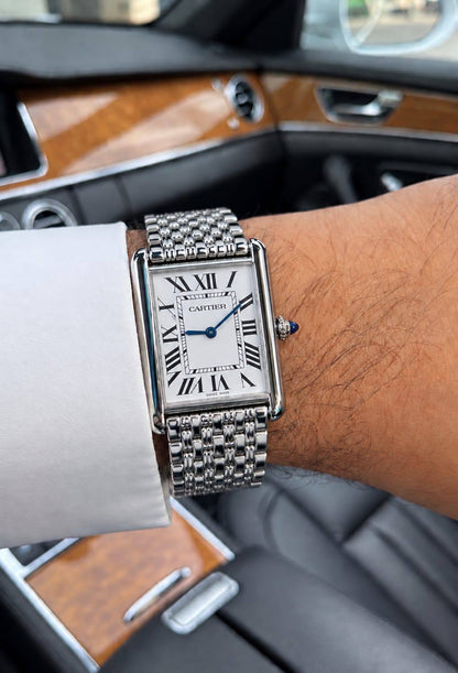 Cartier 

watch unsix (
size36mm) 

good quality 
230 dhs🇦🇪🇦🇪

Zain59
♥️♥️♥️