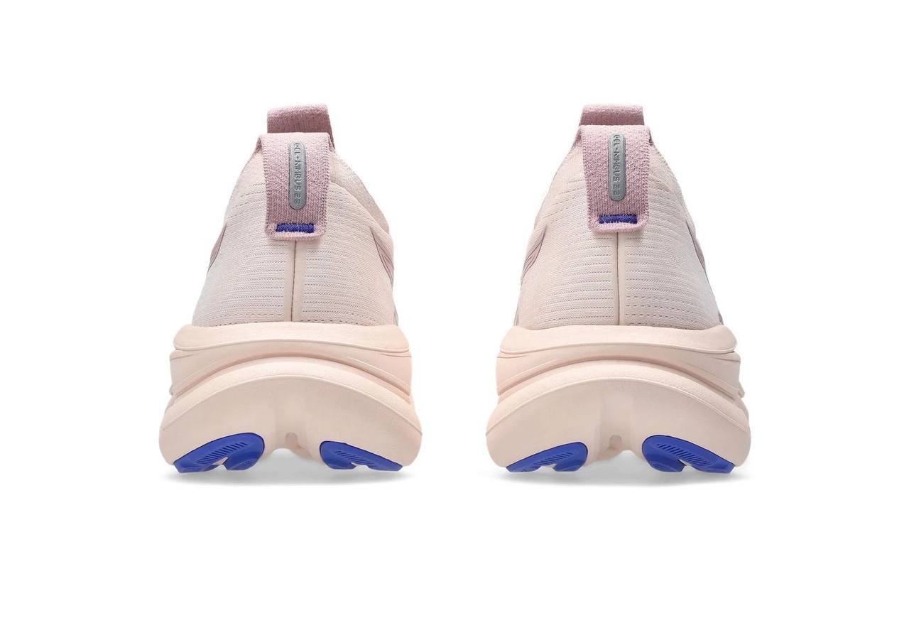 Asics GEL-NIMBUS 28 Pearl Pink/Morganite colorway. 
40-45 AVAILABLE 
220 dhs✅

Zain242
♥️♥️♥️