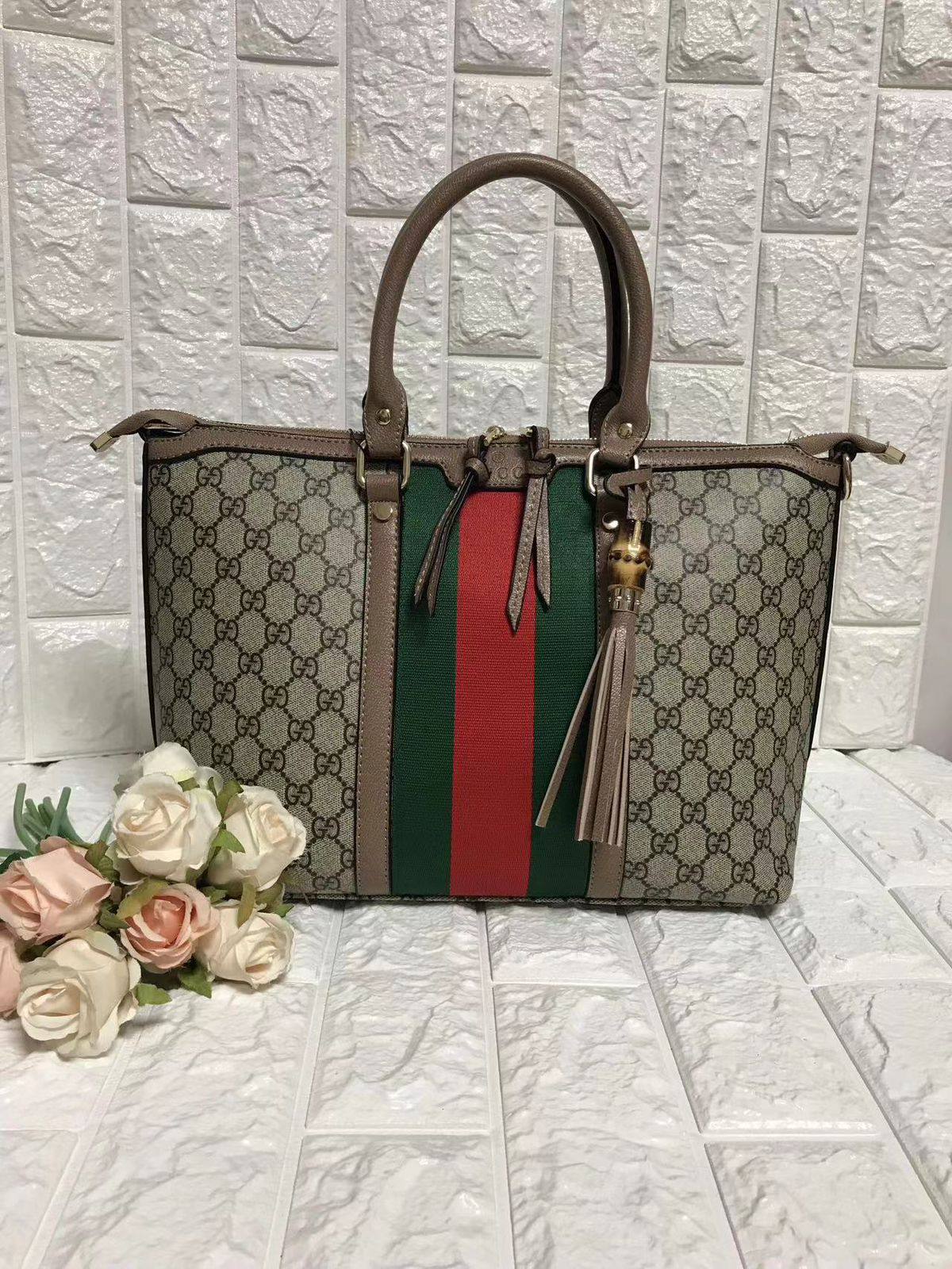 Gucci
95 dhs🗽
👌👌

Zain143
♥️♥️♥️