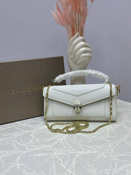 BVLGARI 💫💕💕
New collection 💕💕💕
Super master quality 🔥🔥💯
Available now 💫💫💫
With full packaging 🎁
For Price 👇 WhatsApp✅
0568585901 
0507557372
0552275751 Owner Zain 👌

Zain252
♥️♥️♥️