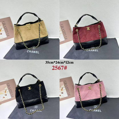 CHANEL 
GOOD QUALITY 
120 dhs🇦🇪🇦🇪

Zain39
♥️♥️♥️