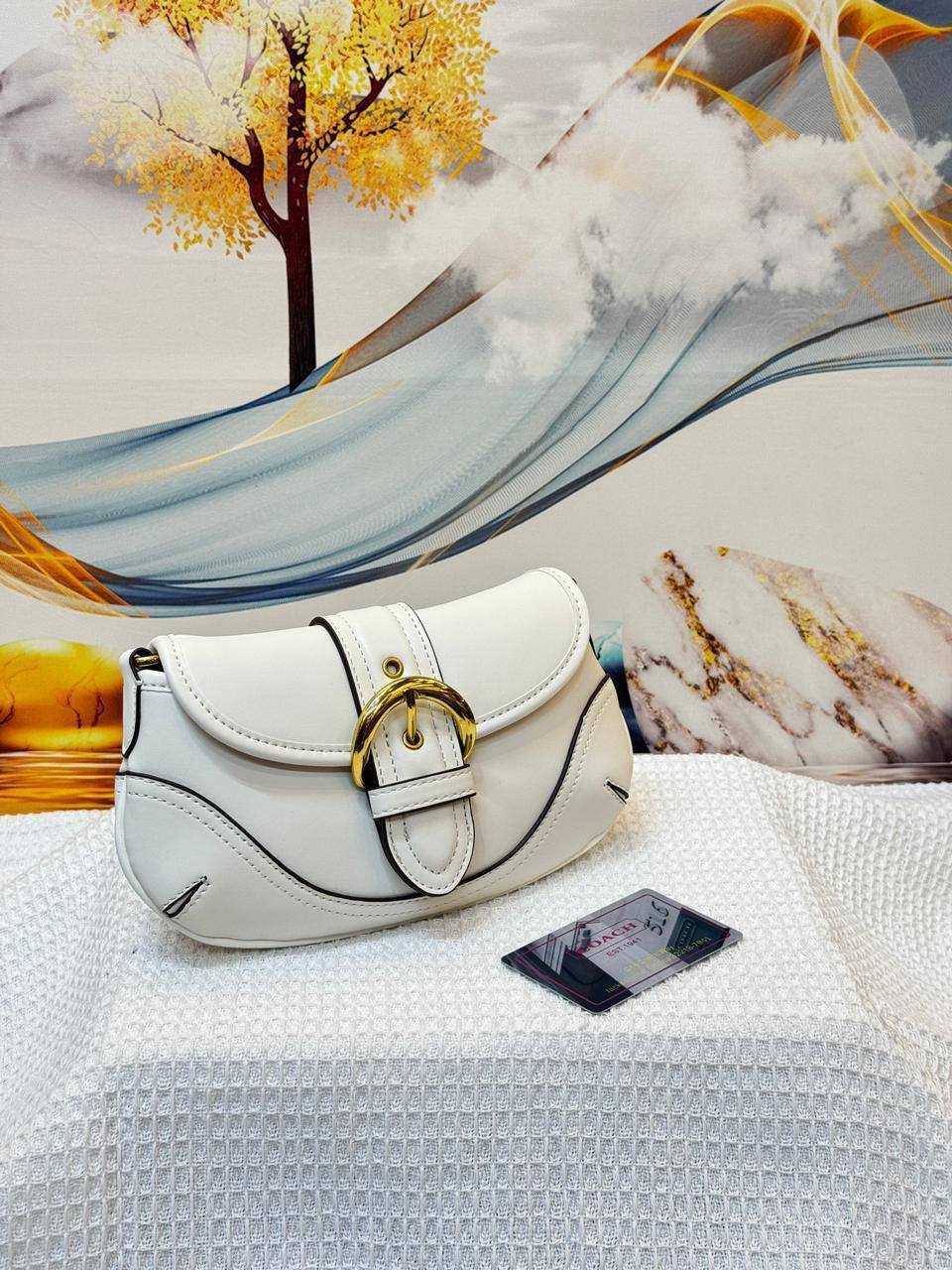 Coach

Best quality
With box’s
🎁🎁🎁

95 dhs❤️
size 23cm

Zain158
♥️♥️♥️