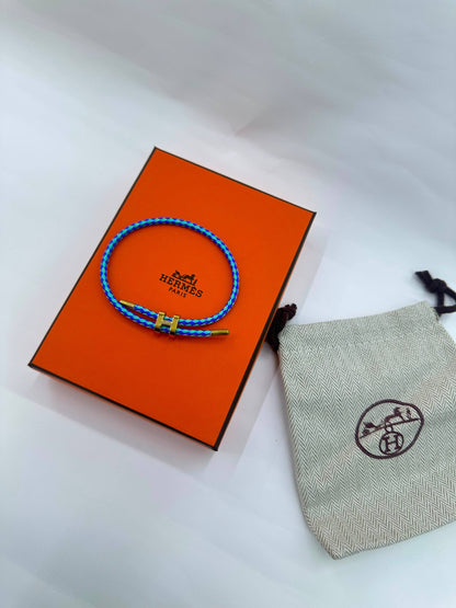 Hermes
Good quality 
Bracelet 
With black boxes
20 dhs🇦🇪🇦🇪

With normal boxes and 
Paper bag
30 dhs🇦🇪🇦🇪

With original boxes
40 dhs🇦🇪🇦🇪

Zain216
♥️♥️♥️