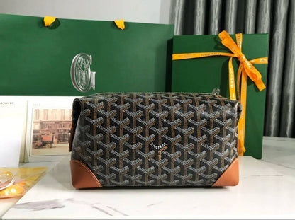 GOYARD 

NEW CAME HIGH QUALITY 

WITH BOX 
🎁🎁🎁

90 dhs🪙🌨️

Zain39
♥️♥️♥️