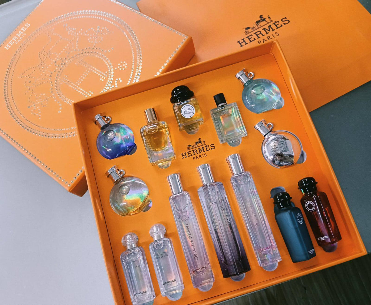 HERMES SET

5pcs-5ml
6pca-7.5ml
3pcs-15ml
130 dhs🇦🇪🇦🇪🇦🇪

Zain01
♥️♥️♥️