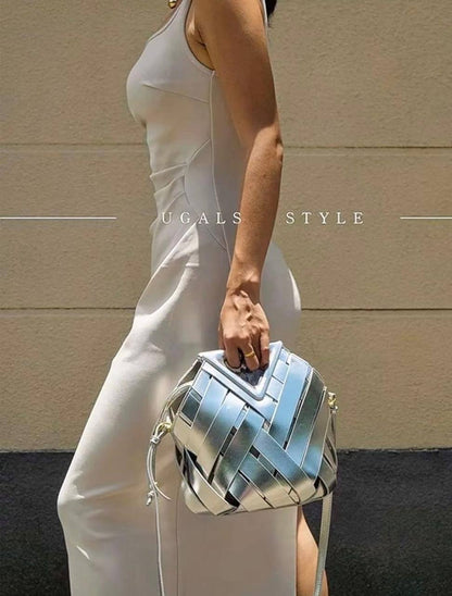 BOTTEGA RESTOCK HIGH QUALITY 
120 dhs🇦🇪🇦🇪

Zain295
♥️♥️♥️