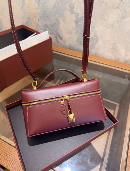 Loro Piana
100 dhs✅
Good-quality 

with box
🎁🎁🎁

Zain35
♥️♥️♥️