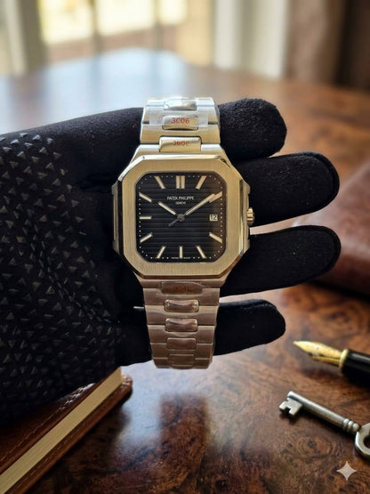 PATEK PHILIPPE Cubitus
*Automatic*
260 dhs✅

Zain29
♥️♥️♥️