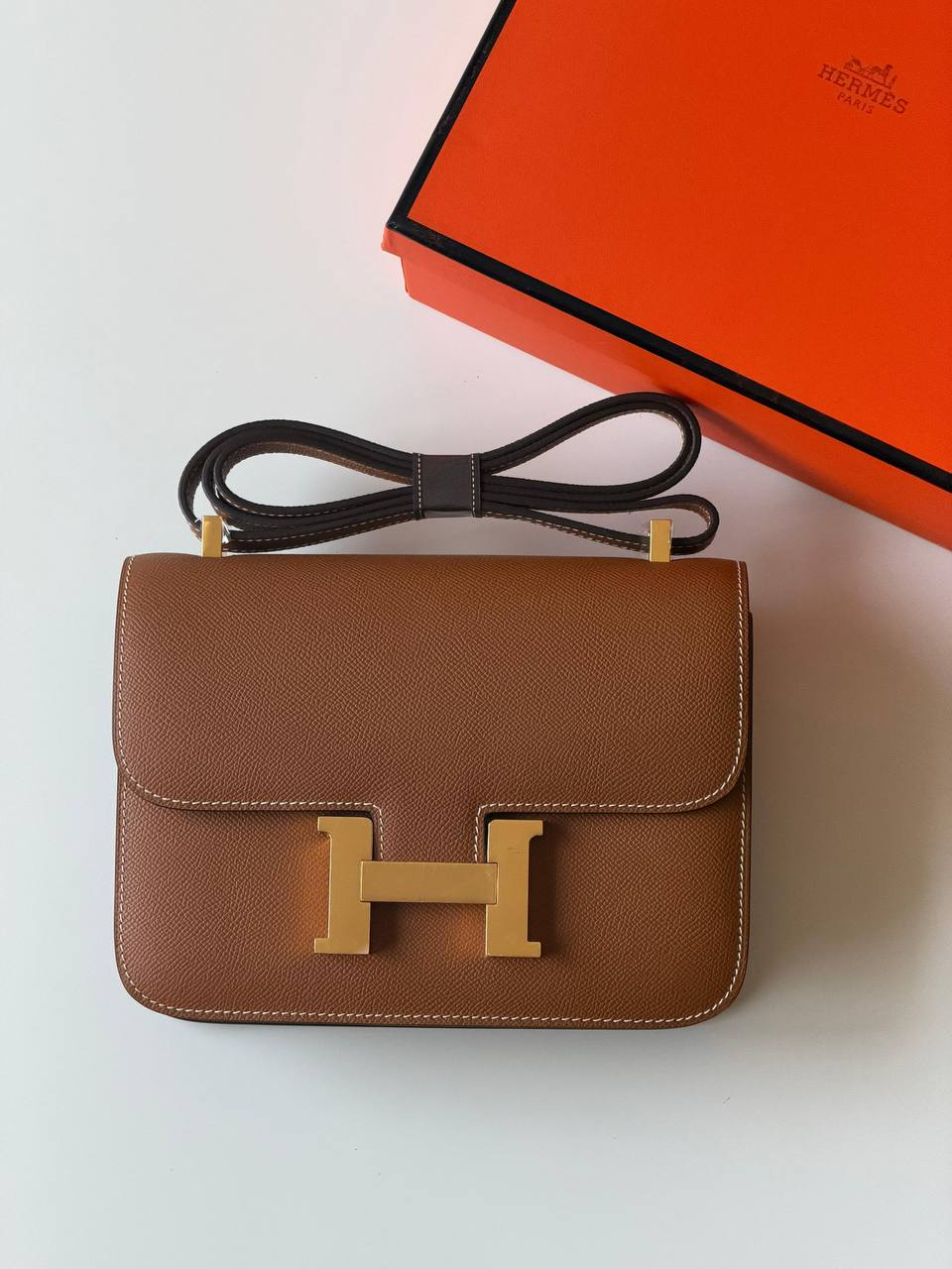 Hermes
constance 23cm superMaster quality ✅with box📦
510 dhs✅

Zain51
♥️♥️♥️