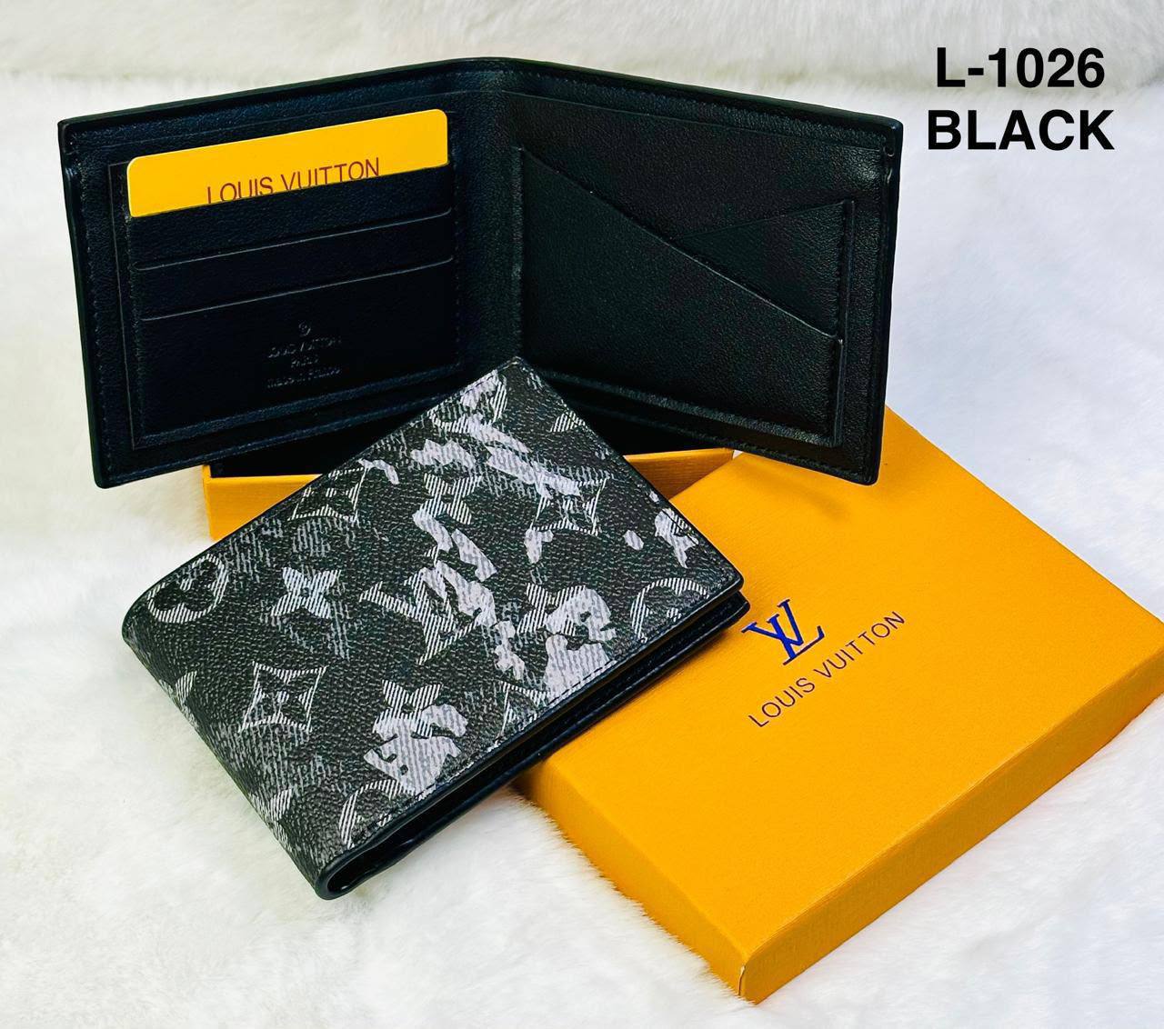 wallet
Lv
D&g
Gucci
Versace 
Montblanc

60 dhs
With box
🎁🎁🎁

Zain182
♥️♥️♥️