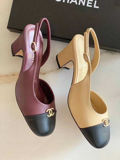 Chanel 
AAA master quality 
Size 36……….41 
480 dhs💓

Zain180
♥️♥️♥️