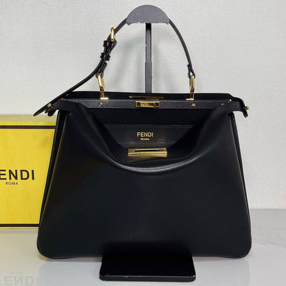 FENDI 
COPY ONE 
150 dhs🇦🇪🇦🇪

Zain295
♥️♥️♥️
