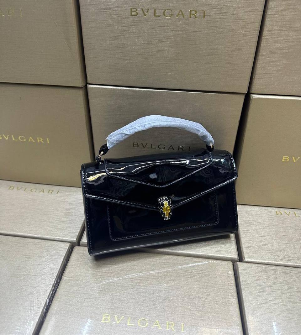 Bvlgari ❣️😊
high quality
140 dhs✅

Zain143
♥️♥️♥️