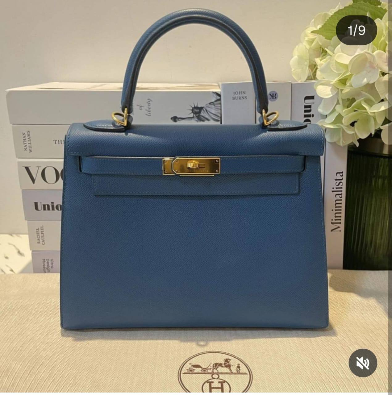 Hermes
GOOD quality 
110 dhs✅
SIZE 25 CM

Zain200
♥️♥️♥️