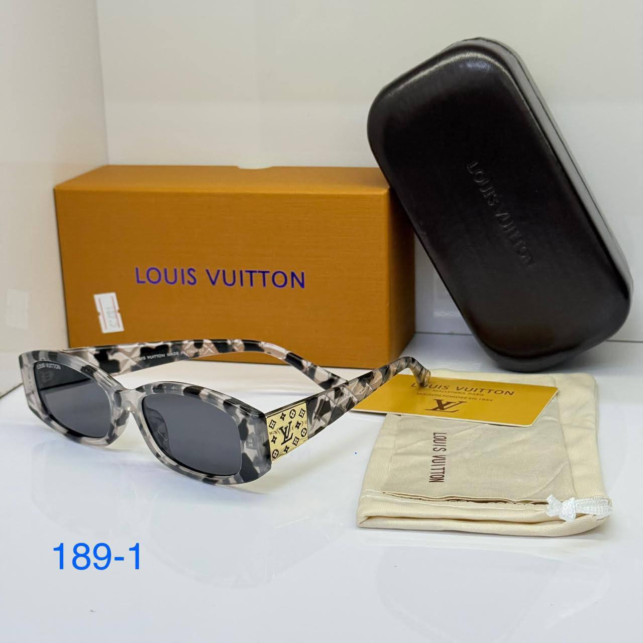 SUNGLASSES 🕶️
GOOD QUALITY 
50 dhs✅

Zain40
♥️♥️♥️