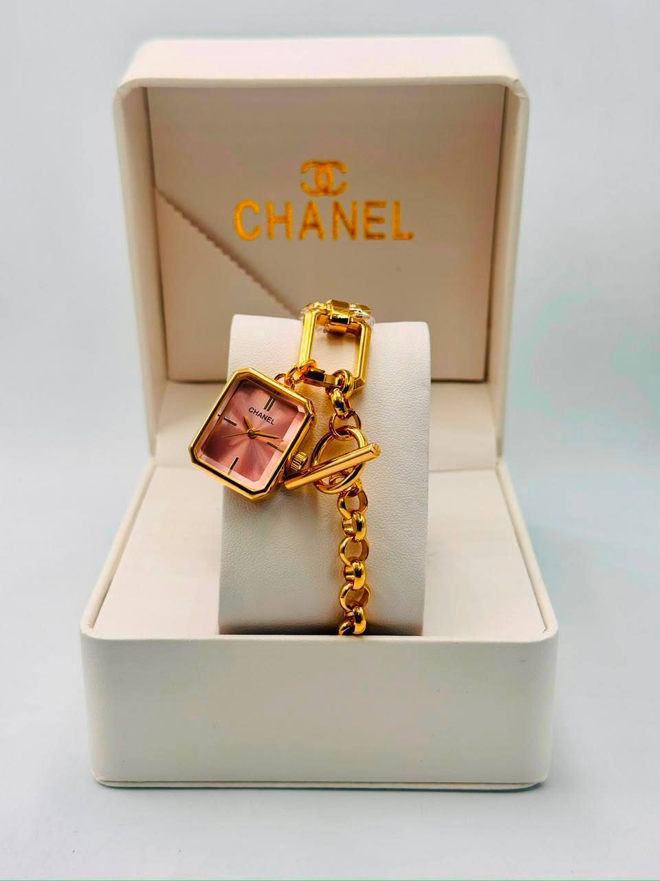Chanel Ladies 
55 dhs✅

Zain08
♥️♥️♥️