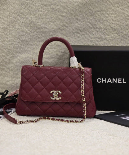 Chanel
Master
   23Cm 

With Box🎁🎁🎁

280 dhs💓

Zain131
♥️♥️♥️