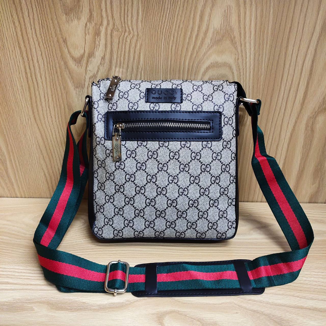 Bags
Quality good
60 dhs✅

Zain295
♥️♥️♥️