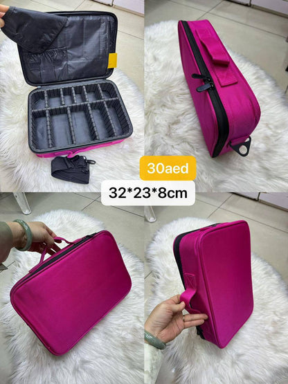 📿⌚️ Jewelry / Watch box
High quality +🎁
size : 18 ~ 32 * 8 cm
55 dhs✅

Zain115
♥️♥️♥️
