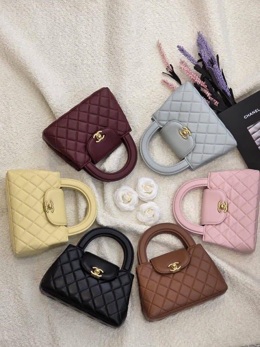 Chanel 
         20Cm
240 dhs❤️

Zain131
♥️♥️♥️