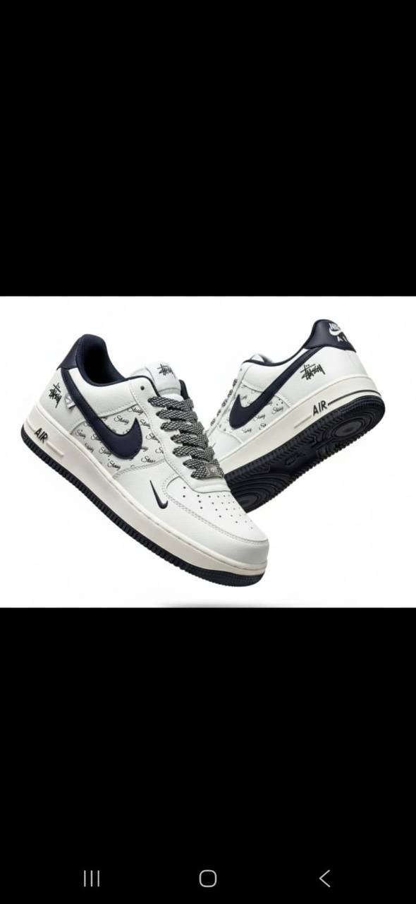 NIKE
Size 40 to 45
95 dhs💓

Zain27
♥️♥️♥️