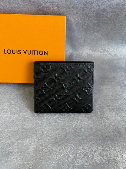 LV
*Men Wallet*
*Master Quality*
230 dhs✅

Zain179
♥️♥️♥️