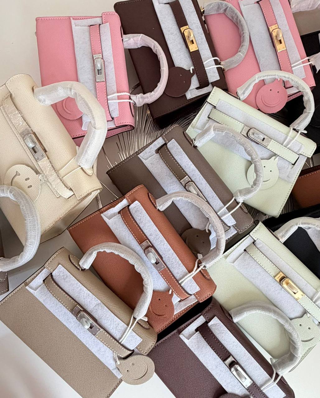 Hermes
Master 💓💓
260 dhs✅

Zain134
♥️♥️♥️