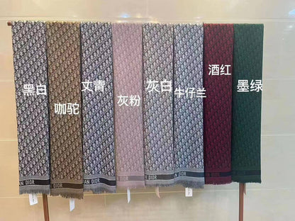 Cotton scarf 
45 dhs🪙🌨️

Zain93
♥️♥️♥️