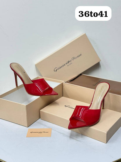 Gianvito Rossi
𝟵𝗖𝗠
💯high quality
Size 36-37-38-39-40-41
110 dhs🇦🇪

Zain86
♥️♥️♥️