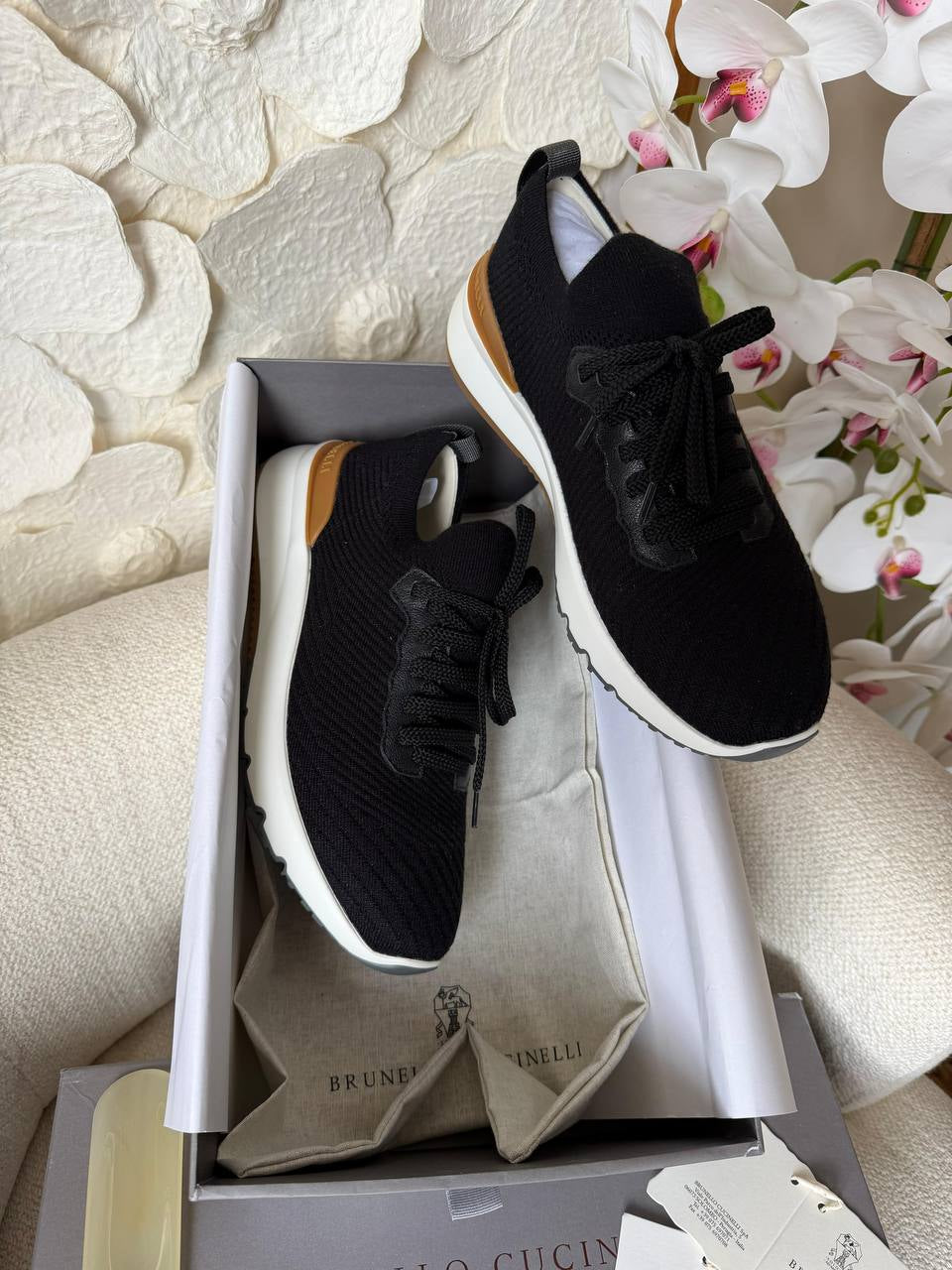 BRUNELLO CUCINELLI
*VIP QUALITY*
*SIZE: 40 TO 46*
500 dhs🇦🇪

Zain185
♥️♥️♥️