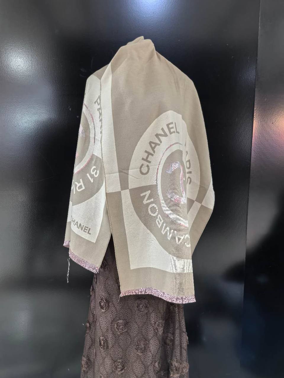 Scarf

Good quality 

50DHS🇦🇪🇦🇪🇦🇪

Zain295
♥️♥️♥️