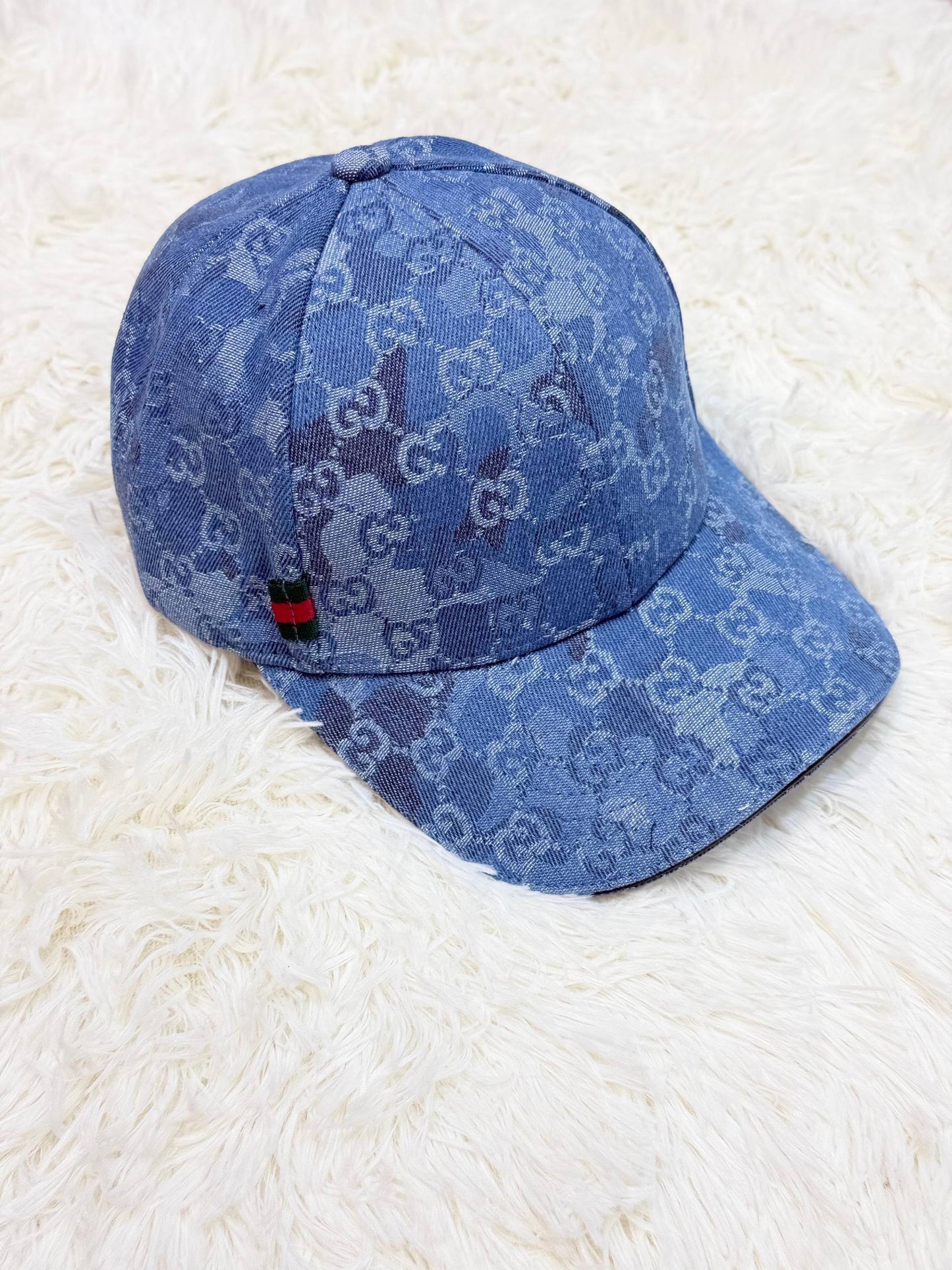 GUCCI CAP
💙*VVIP QUALITY*💙
190 dhs✅

Zain281
♥️♥️♥️
