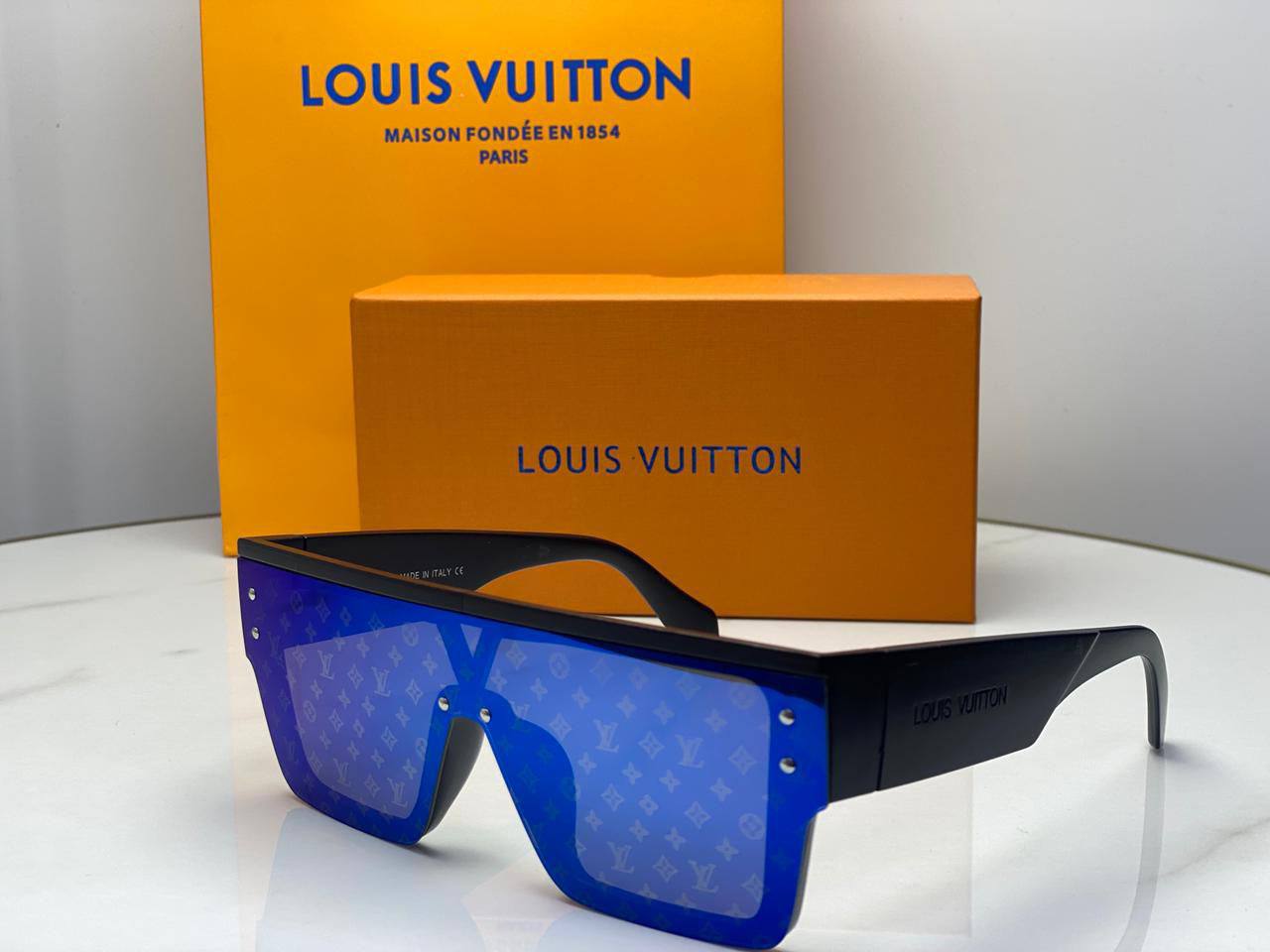 Sunglasses
good quality
65 dhs✅

Zain182
♥️♥️♥️