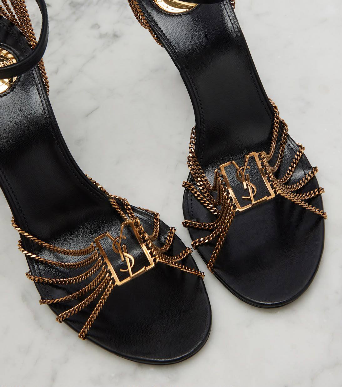 YSL
AA Quality
𝘀𝗶𝘇𝗲: 𝟯𝟲 𝘁𝗼 𝟰2
500 dhs🇦🇪🇦🇪

Zain303
♥️♥️♥️