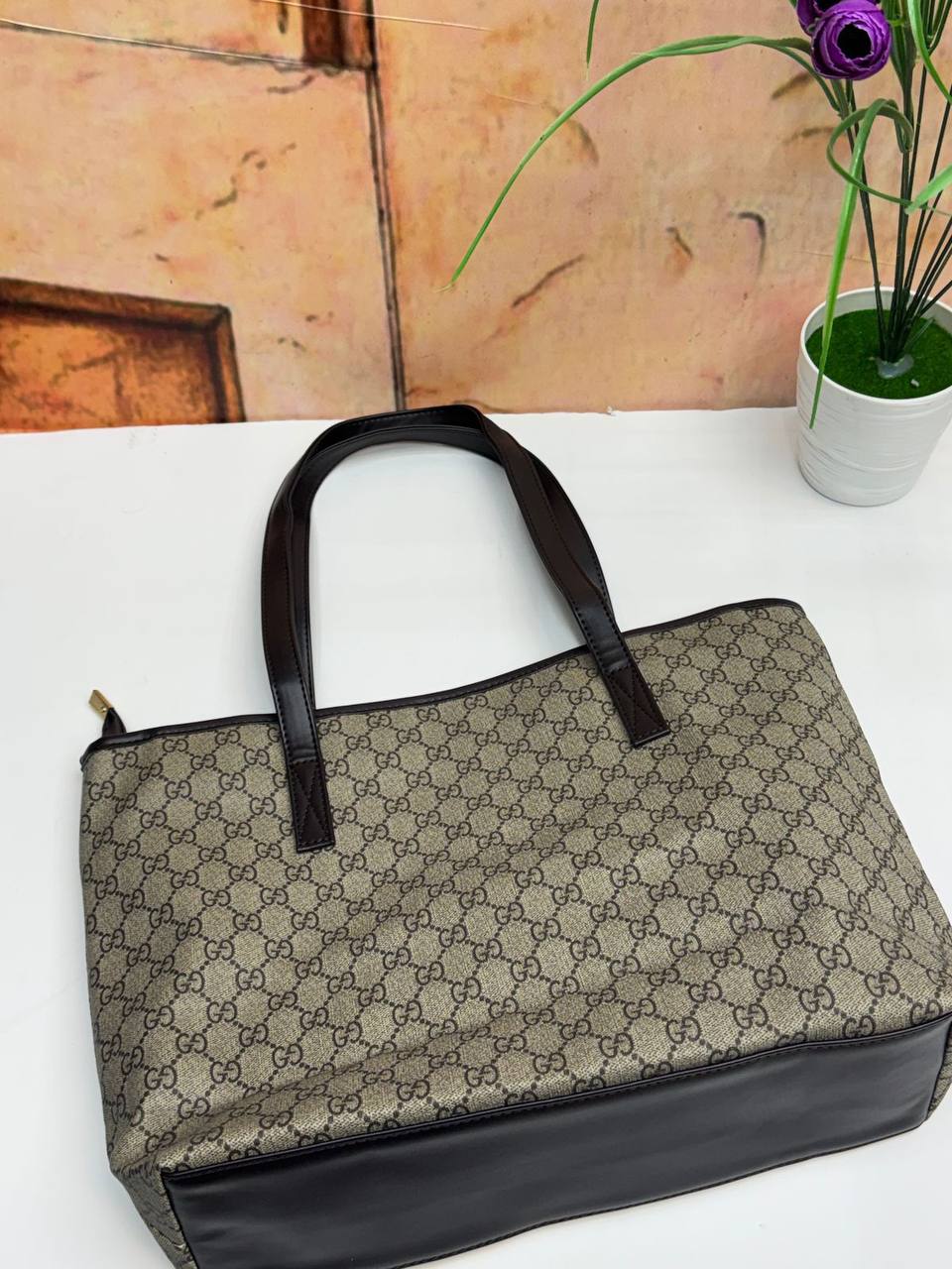 Dior - LV 
60 dhs🪙🖤

Zain177
♥️♥️♥️