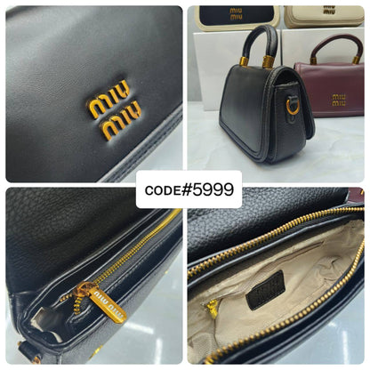 Miu Miu  ᴛᴏᴘ ʜᴀɴᴅ
ᴍᴀᴛᴛᴇ ʟᴇᴀᴛʜᴇʀ ᴍᴀᴛᴇʀɪᴀʟ
ᴡɪᴛʜ ʟᴏɴɢ ʙᴇʟᴛ sᴛʀᴀʟ
sɪᴢᴇ : 20 cm

65 dhs🪙💕

Zain31
♥️♥️♥️