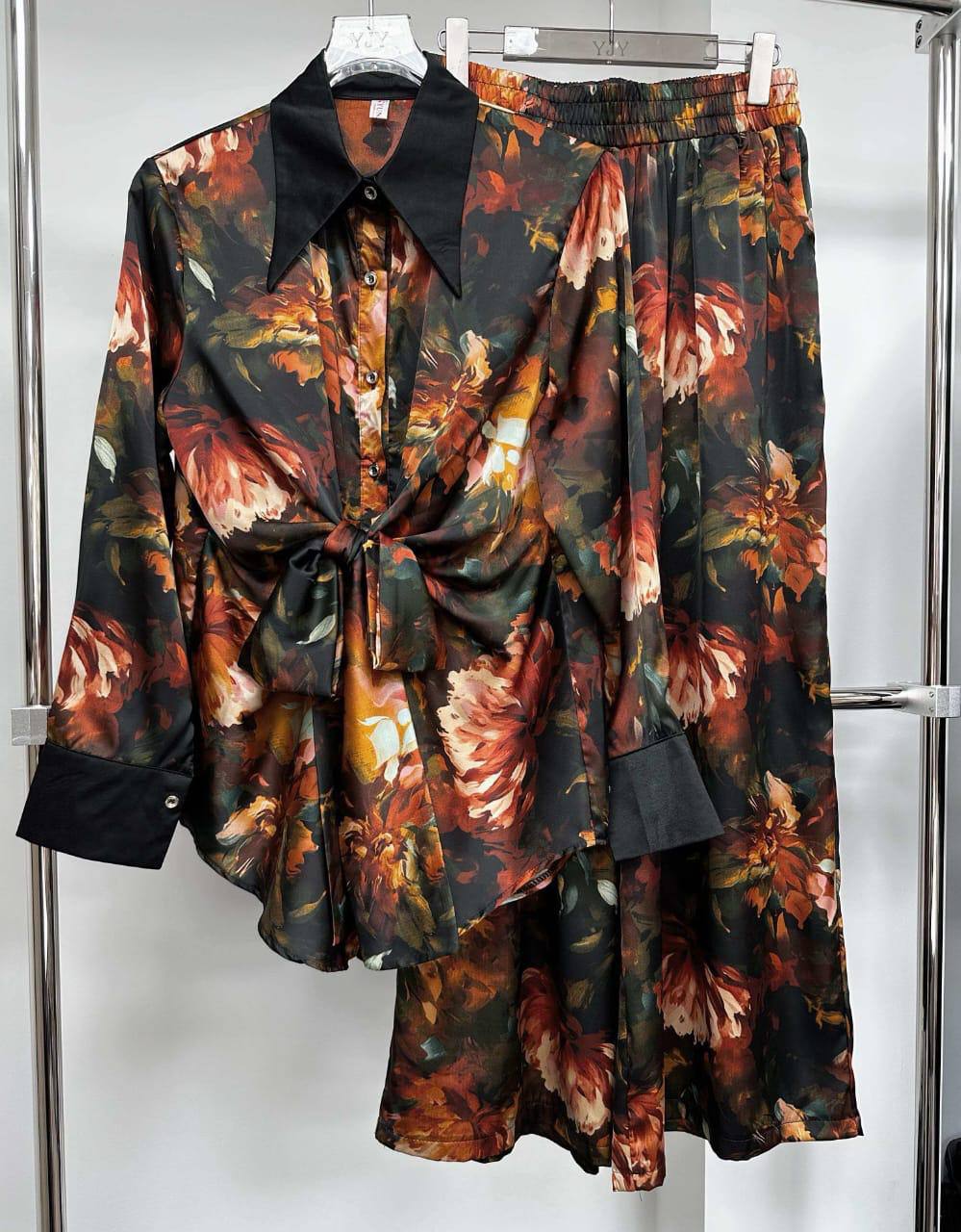 Silk set
Good quality 
Size L-2XL
150 dhs🇦🇪🇦🇪

Zain295
♥️♥️♥️