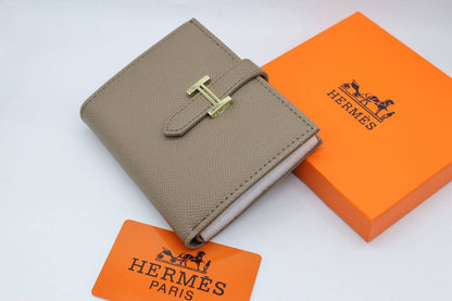 Hermes Wallet 
Good quality
65 dhs💓

Zain33
♥️♥️♥️