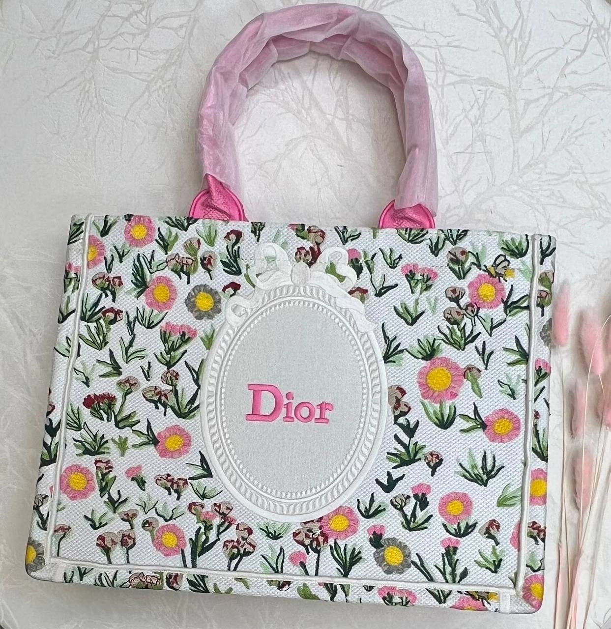 DIOR NEW  COLLECTION 💫💫💕
Super master quality 🔥🔥🔥💯
Available 💕💕💕
With full package 🎁
For Price 👇 WhatsApp✅
0568585901 
0507557372
0552275751 Owner Zain 👌

Zain252
♥️♥️♥️