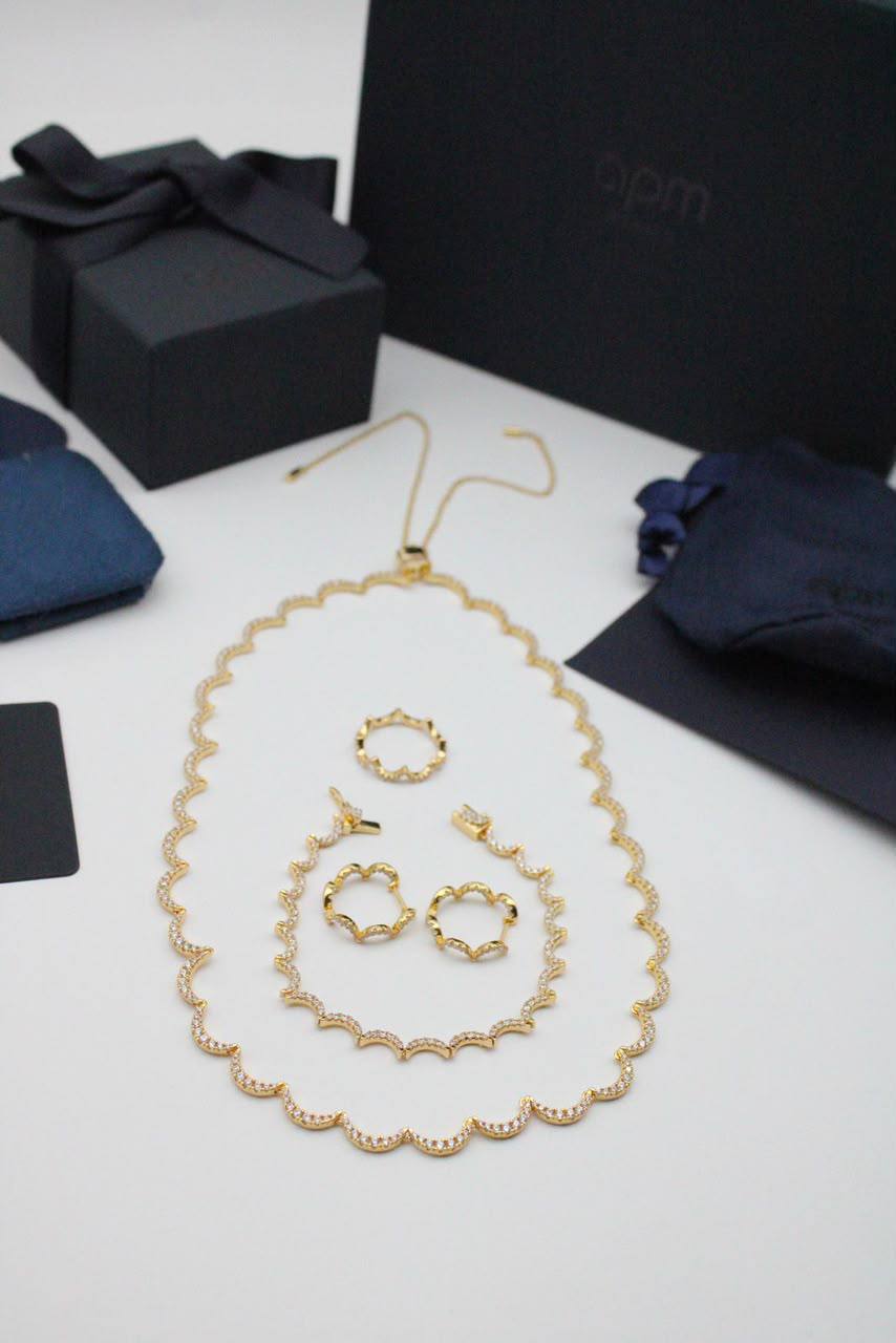 Master branded accessories 

Ask Price WhatsApp

0568585901
0507557372

Zain122
♥️♥️♥️