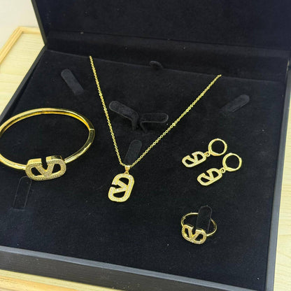 Full Set
with normal box
🎁🎁🎁

50 dhs✅

Zain216
♥️♥️♥️