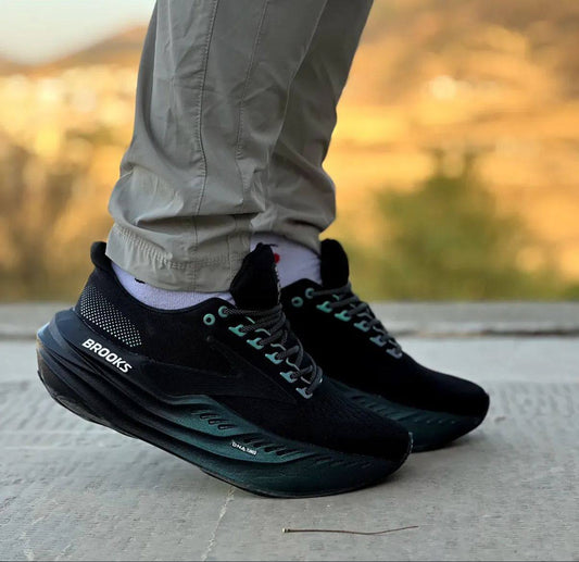 Brooks Glycerin Max , 
Size 36 to  45 , 
220 dhs🪙🌨️

Zain196
♥️♥️♥️