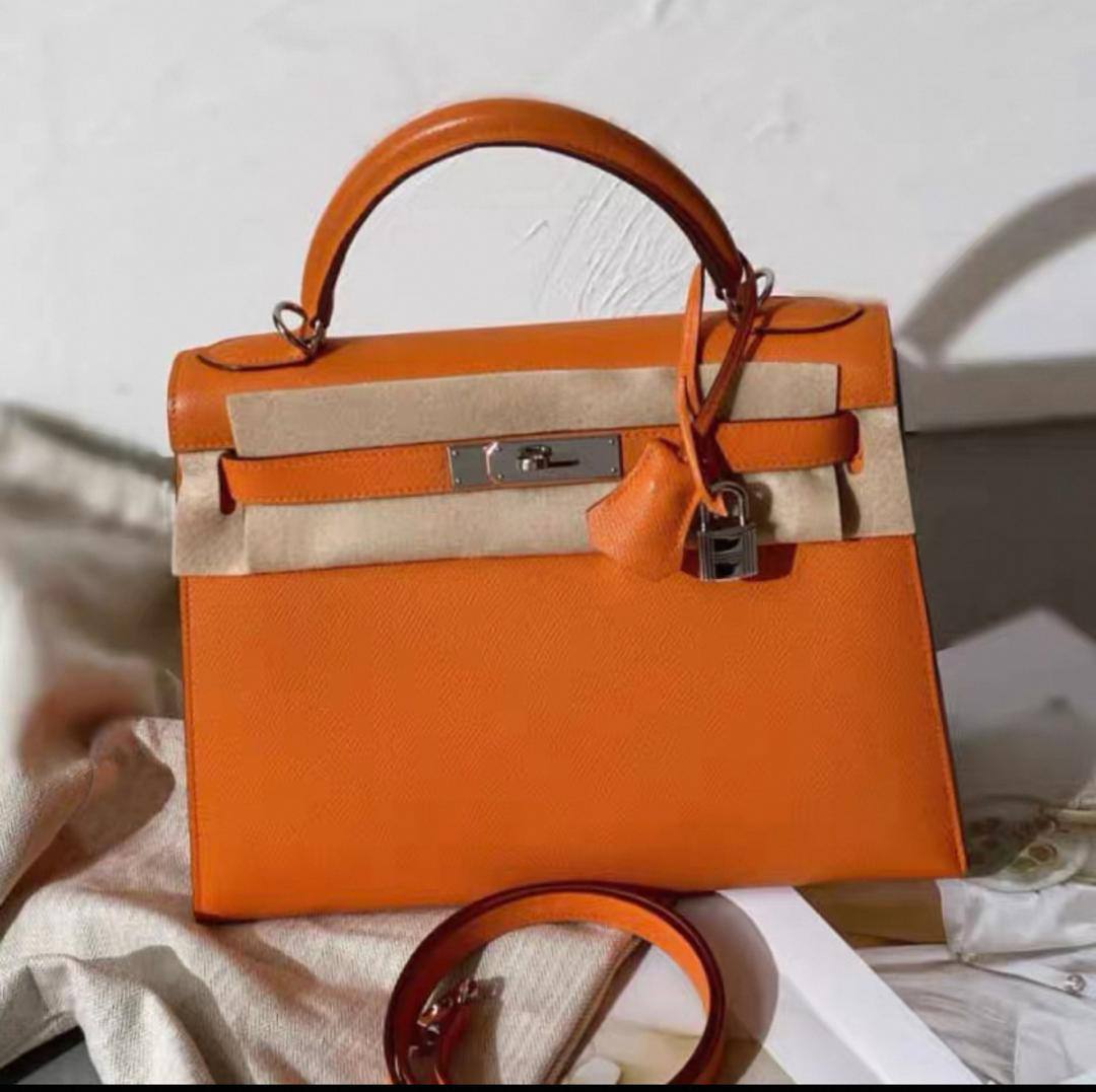 Hermes
100 dhs✅
high quality 25cm

Zain26
♥️♥️♥️