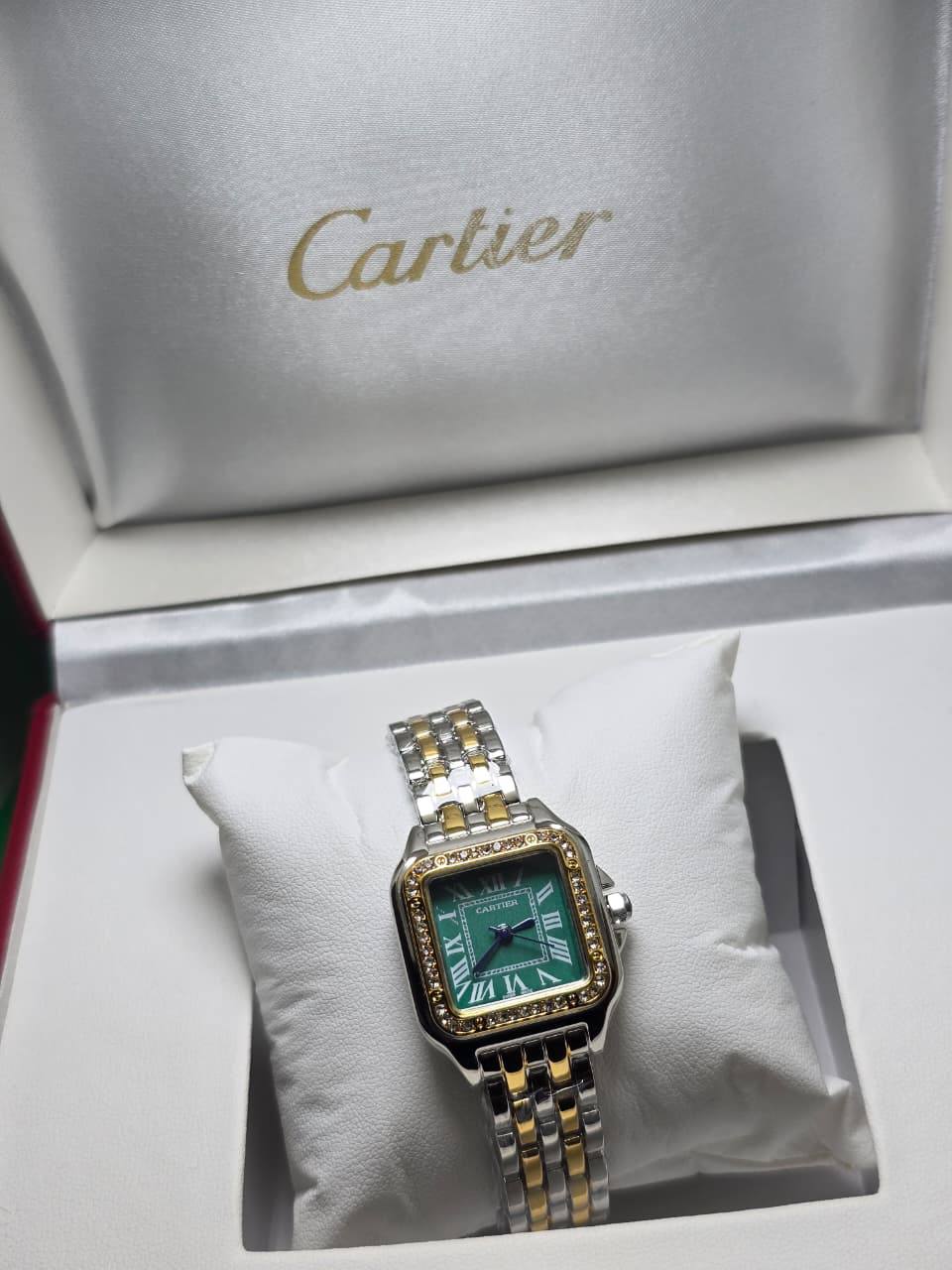 Cartier Ladies
55 dhs🪙🖤
*Push lock*

Zain29
♥️♥️♥️