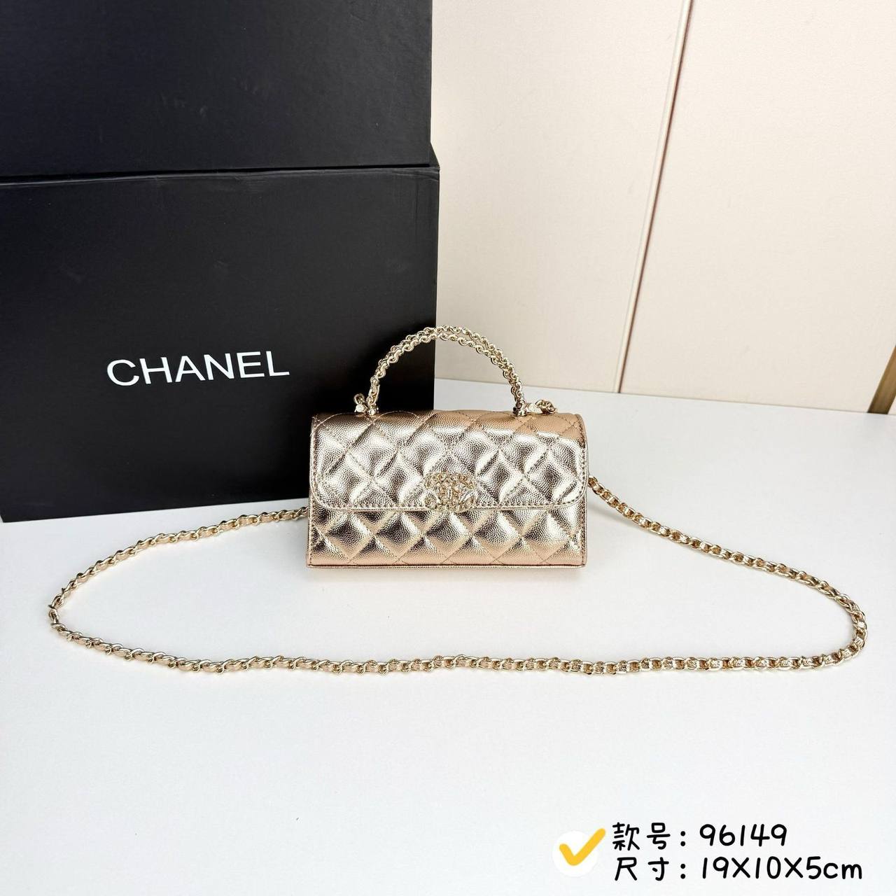 Chanel
Master ❣️
250 dhs✅

Zain153
♥️♥️♥️