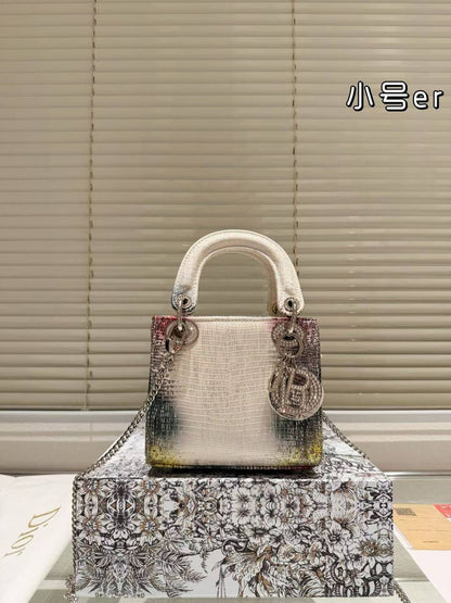 Master Bags +++
For Price 👇 WTSP Text Zain 0568585901

Zain141
♥️♥️♥️
