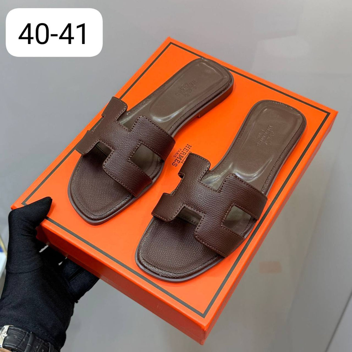 NEW CAME 
HERMES 
GOOD QUALITY 
85 dhs🪙💕
Size 36 TO 41

Zain40
♥️♥️♥️