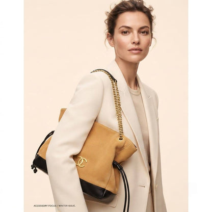 Chanel - YSL
ʙᴜᴄᴋᴇᴛ ᴛᴏᴛᴇ ʙᴀɢ
sᴜᴀᴅᴇ & ʟᴇᴀᴛʜᴇʀ ᴍᴀᴛᴇʀɪᴀʟ
ᴡɪᴛʜ ᴢɪᴘᴘᴇʀ ᴘᴏᴜᴄʜ ᴡᴀʟʟᴇᴛ
ɢᴏʟᴅ ʜᴀʀᴅᴡᴀʀᴇ
sɪᴢᴇ : 35 cm

75 dhs✅

Zain31
♥️♥️♥️