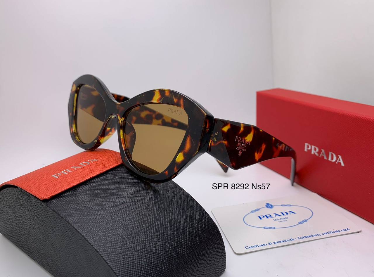 Prada
70 dhs💓

Zain126
♥️♥️♥️