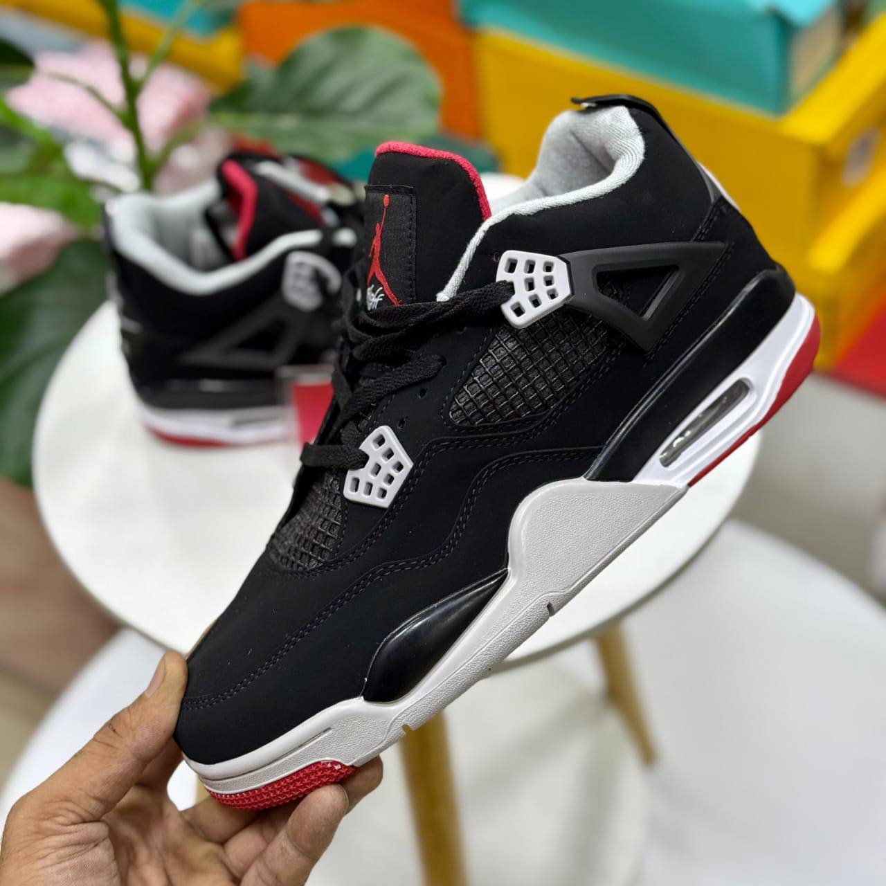 Jordan 4
Size 40 to 45
110 dhs✅

Zain27
♥️♥️♥️